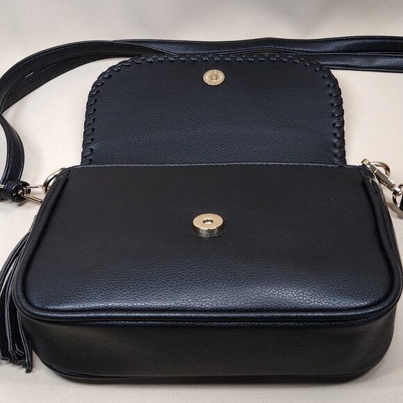 NWOT Elegant Faux Leather Fringe Casual Cute Black Crossbody Bag Purse - Picture 4 of 12